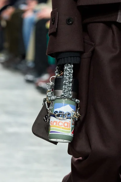 Look 94